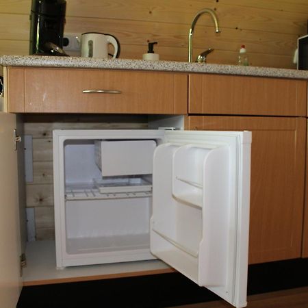 Camping Pod Lyts Dekema 1 Baard エクステリア 写真
