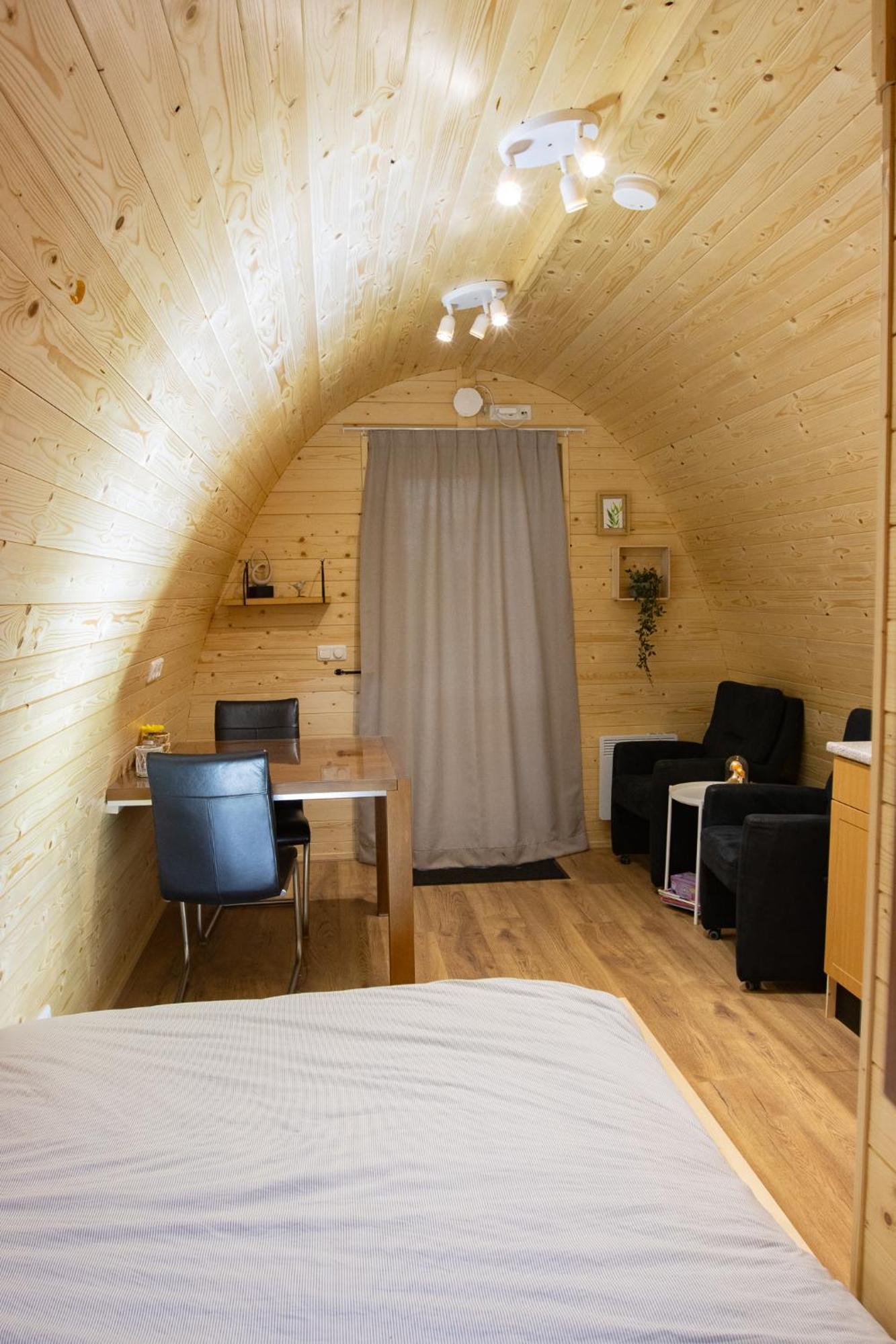 Camping Pod Lyts Dekema 1 Baard エクステリア 写真